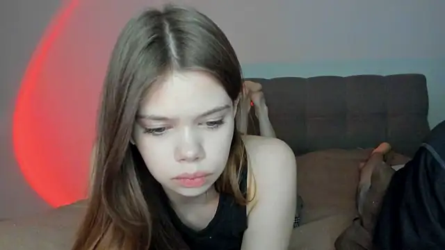 Snapshot of chansetolove chatting on February 23, 2026, 3:53 pm chansetolove online show from February 23, 2026, 3:53 pm