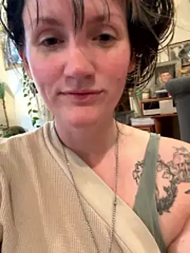 Snapshot of foreverzays chatting on December 1, 2025, 10:37 pm foreverzays online show from December 1, 2025, 10:37 pm