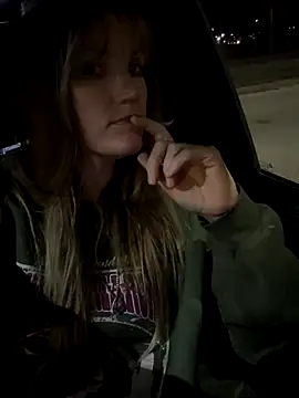 Snapshot of foreverzays chatting on December 16, 2025, 12:59 am foreverzays online show from December 16, 2025, 12:59 am