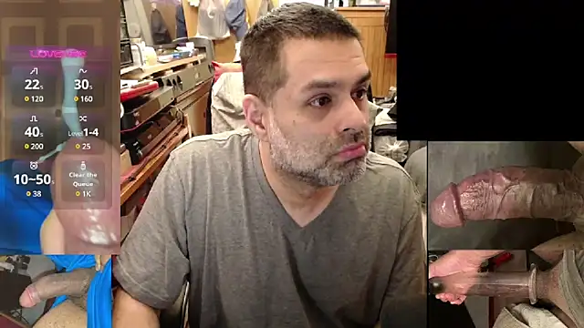 Snapshot of ClampMaster chatting on January 23, 2025, 4:59 pm ClampMaster online show from January 23, 2025, 4:59 pm