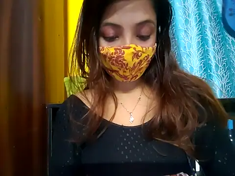 Snapshot of cutesoma2 chatting on November 12, 2025, 5:35 pm cutesoma2 online show from November 12, 2025, 5:35 pm