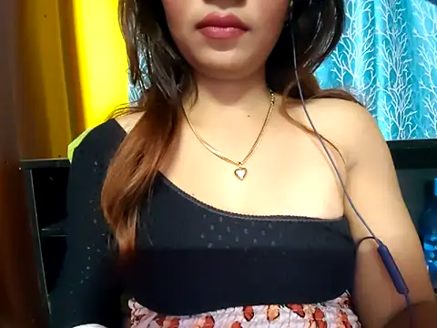 Snapshot of cutesoma2 chatting on December 15, 2025, 6:01 pm cutesoma2 online show from December 15, 2025, 6:01 pm