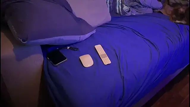 swissMen DE online show from March 4, 2025, 10:05 pm