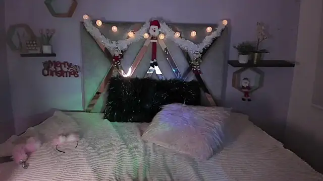 Snapshot of Esteff__o2 chatting on December 27, 2024, 1:11 am Esteff o2 online show from December 27, 2024, 1:11 am