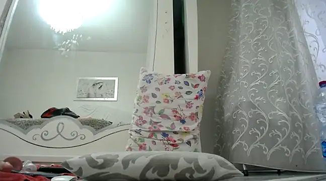 Snapshot of Porcellinahotxx chatting on March 3, 2025, 8:27 am Porcellinahotxx online show from March 3, 2025, 8:27 am