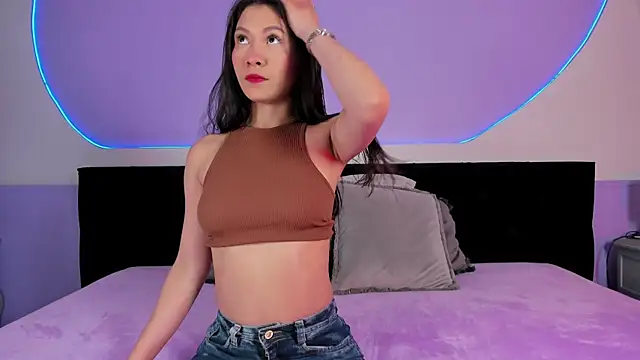 Snapshot of Julieta_Cortes__ chatting on November 25, 2025, 12:16 pm Julieta Cortes online show from November 25, 2025, 12:16 pm