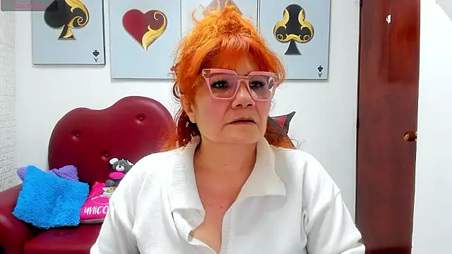 Salomeediaz  online show from February 3, 2026, 9:09 pm