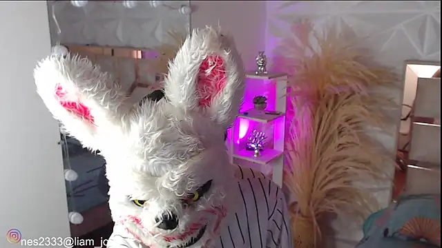 Jonesliam23 online show from October 31, 2025, 7:48 pm