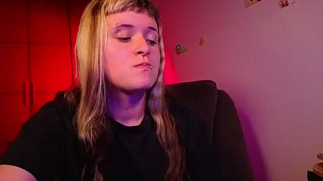 NEXT DOOR GIRL  online show from March 4, 2026, 1:00 am