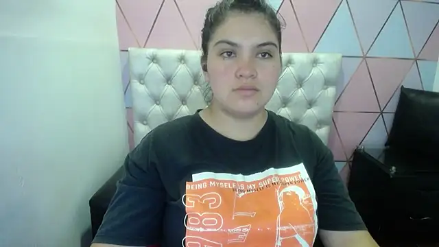 Snapshot of Marinasexxx chatting on February 7, 2026, 6:33 pm Marinasexxx online show from February 7, 2026, 6:33 pm