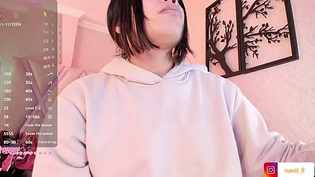 Snapshot of Punkys_ chatting on February 24, 2026, 10:41 pm Punkys online show from February 24, 2026, 10:41 pm