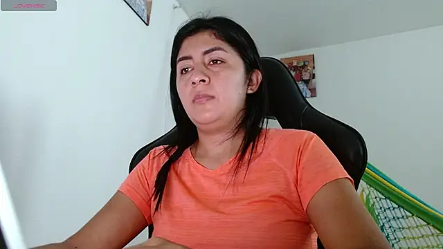 Snapshot of danna_peterson1 chatting on February 14, 2026, 1:08 pm danna peterson1 online show from February 14, 2026, 1:08 pm