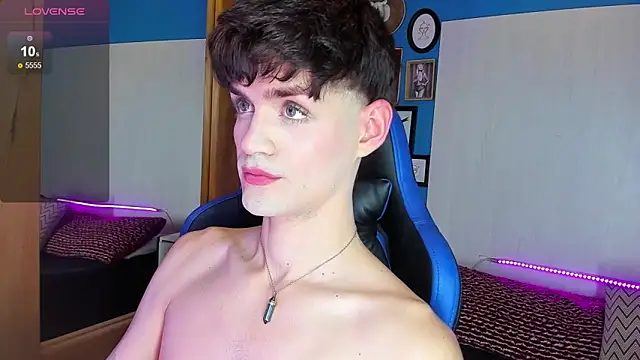 VladHellsing4 online show from February 21, 2025, 2:48 pm