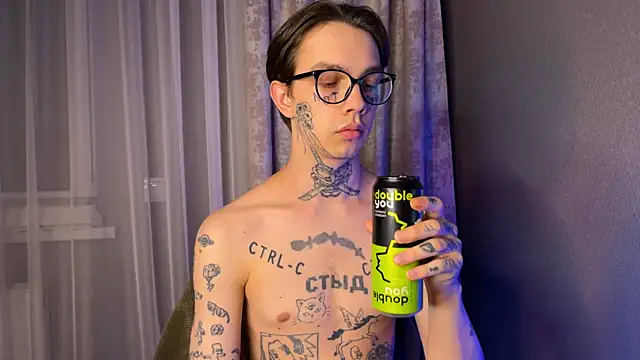 anahori  simon online show from February 5, 2025, 11:39 pm