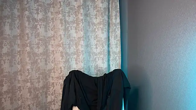 anahori  simon online show from February 10, 2025, 8:42 pm