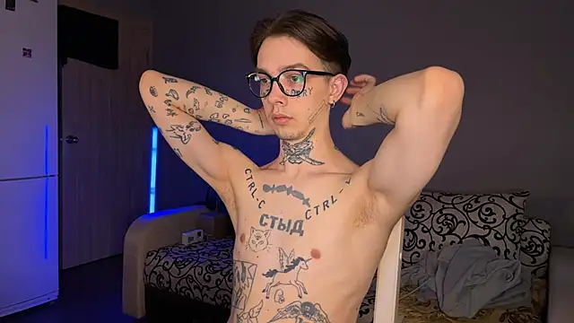 anahori  simon online show from March 18, 2025, 4:15 am