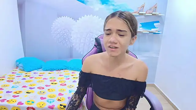 Snapshot of DEMI_LEED chatting on February 9, 2026, 11:58 am DEMI LEED online show from February 9, 2026, 11:58 am