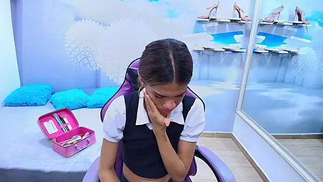 Snapshot of DEMI_LEED chatting on March 3, 2026, 11:49 am DEMI LEED online show from March 3, 2026, 11:49 am