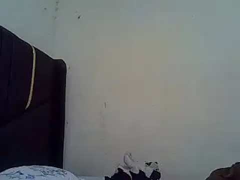 Snapshot of pretty_vivy chatting on March 6, 2025, 8:41 am pretty vivy online show from March 6, 2025, 8:41 am