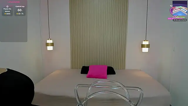 Snapshot of AliceRoss0 chatting on February 20, 2026, 8:42 pm AliceRoss0 online show from February 20, 2026, 8:42 pm