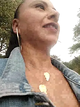 Snapshot of andreu_mature chatting on February 19, 2026, 9:22 pm andreu mature online show from February 19, 2026, 9:22 pm