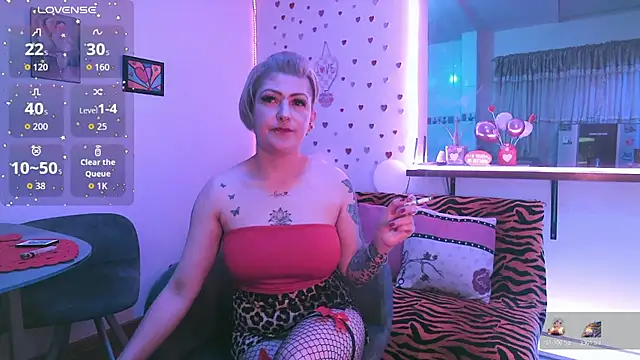 Maria fernandaxxx  online show from February 18, 2026, 12:06 am