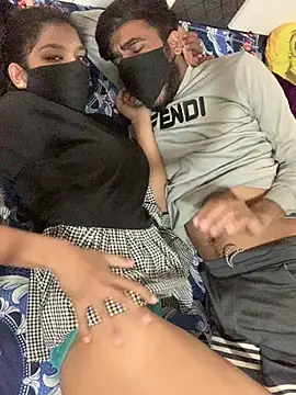 hottiess69 online show from December 19, 2024, 12:45 am