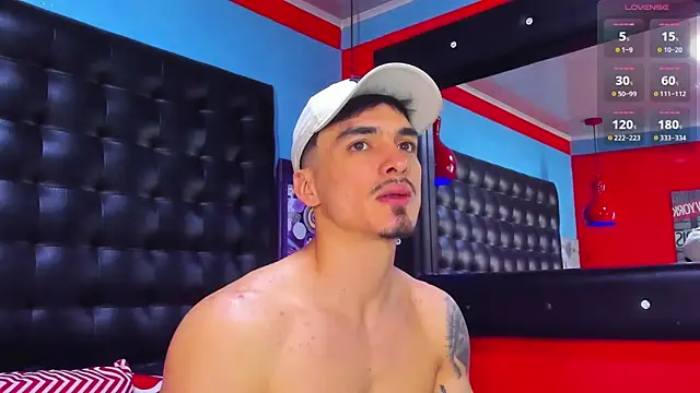 Snapshot of Big_ValentinHunk chatting on February 22, 2026, 2:37 pm Big ValentinHunk online show from February 22, 2026, 2:37 pm