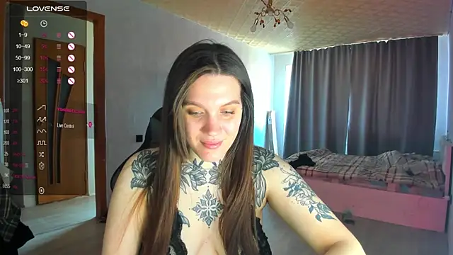 Snapshot of AizaRose chatting on March 1, 2026, 6:04 am AizaRose online show from March 1, 2026, 6:04 am