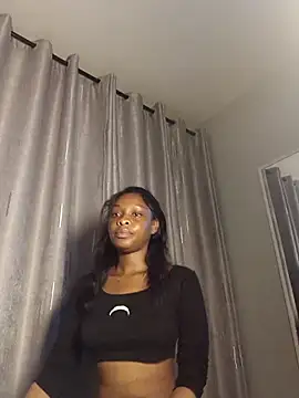 Snapshot of C-yoyo chatting on February 4, 2026, 10:15 pm C-yoyo online show from February 4, 2026, 10:15 pm