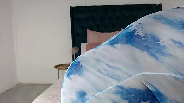 Snapshot of 1Blackertheberry1 chatting on February 18, 2026, 10:50 pm 1Blackertheberry1 online show from February 18, 2026, 10:50 pm