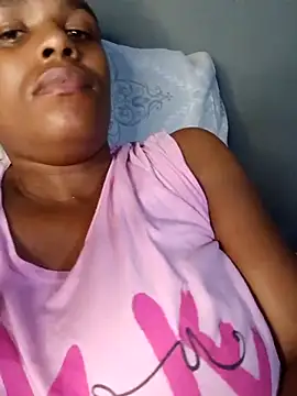 Snapshot of SexySlenderLexy chatting on February 28, 2026, 2:45 am SexySlenderLexy online show from February 28, 2026, 2:45 am