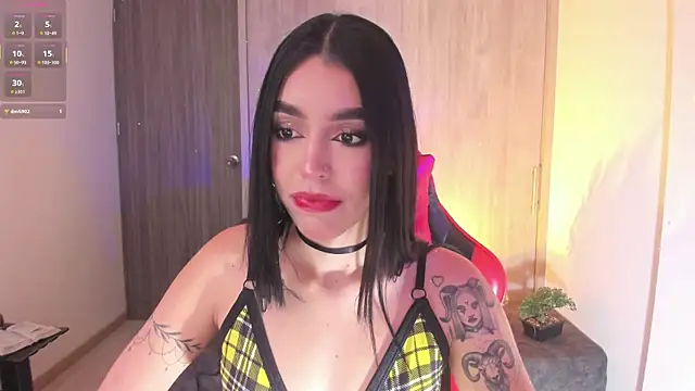 zoee jackson online show from February 1, 2026, 10:19 pm