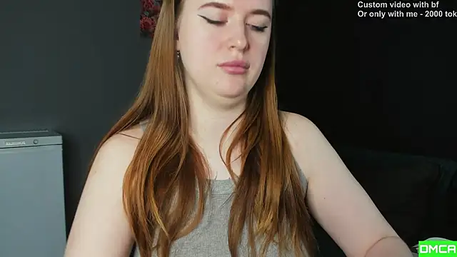 Pinku kitsune online show from February 5, 2026, 11:26 am