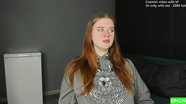 Pinku kitsune online show from February 12, 2026, 3:29 pm