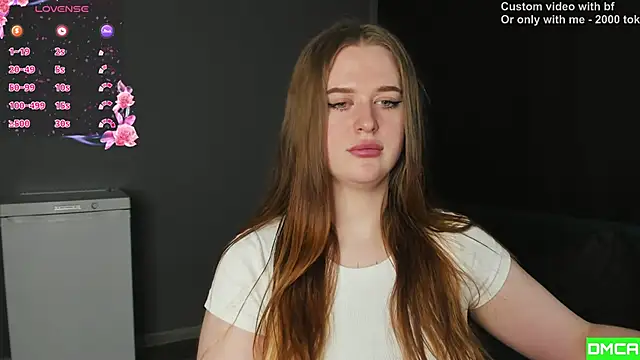 Pinku kitsune online show from February 23, 2026, 4:10 am