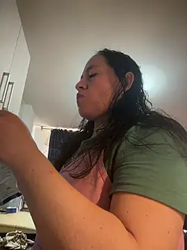 Snapshot of Freya_Artemisa chatting on January 17, 2026, 7:28 pm Freya Artemisa online show from January 17, 2026, 7:28 pm