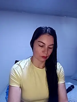 Snapshot of renata_hot1 chatting on February 16, 2026, 7:21 pm renata hot1 online show from February 16, 2026, 7:21 pm