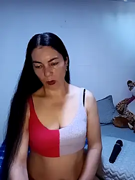 Snapshot of renata_hot1 chatting on February 27, 2026, 8:31 pm renata hot1 online show from February 27, 2026, 8:31 pm