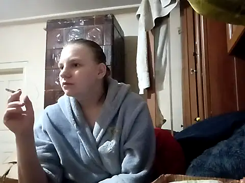 Snapshot of Zvezdnaya_Vedmichka chatting on December 7, 2024, 12:56 pm Zvezdnaya Vedmichka online show from December 7, 2024, 12:56 pm