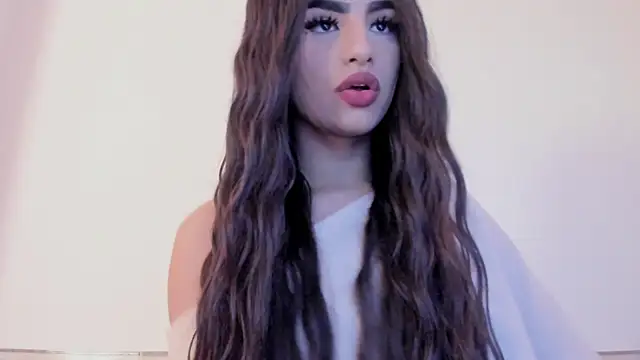 Sophia Cambpell online show from February 9, 2026, 9:08 pm