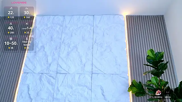 LaurenRodriiguez online show from January 31, 2026, 7:11 pm