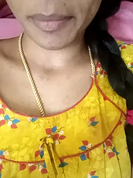 Ambika01 online show from October 31, 2025, 1:34 pm