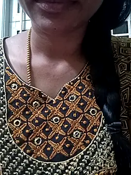 Ambika01 online show from January 18, 2026, 1:26 pm