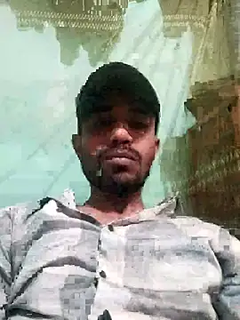 Snapshot of MDROBEL007 chatting on December 26, 2024, 4:32 am MDROBEL007 online show from December 26, 2024, 4:32 am