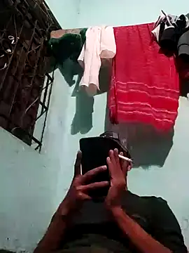 Snapshot of MDROBEL007 chatting on December 26, 2024, 10:37 am MDROBEL007 online show from December 26, 2024, 10:37 am