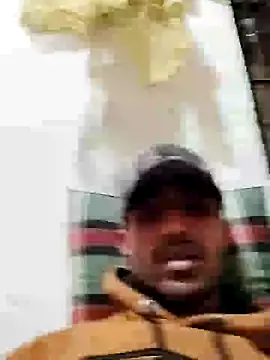 Snapshot of MDROBEL007 chatting on January 31, 2025, 11:46 am MDROBEL007 online show from January 31, 2025, 11:46 am