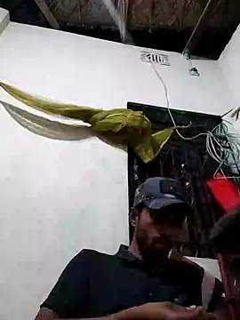 Snapshot of MDROBEL007 chatting on March 15, 2025, 2:45 pm MDROBEL007 online show from March 15, 2025, 2:45 pm