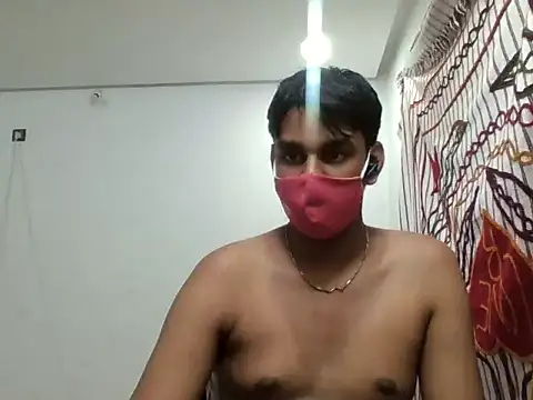 Snapshot of brownguy1234 chatting on December 3, 2024, 6:17 pm brownguy1234 online show from December 3, 2024, 6:17 pm