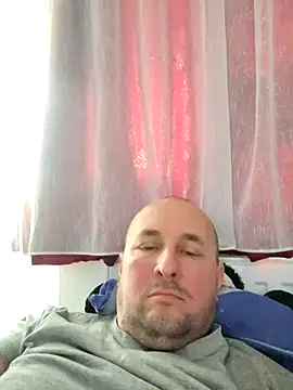 Snapshot of intx800 chatting on February 11, 2026, 2:44 pm intx800 online show from February 11, 2026, 2:44 pm